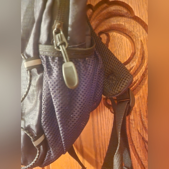 Mountain warehouse backpack - Picture 4 of 5